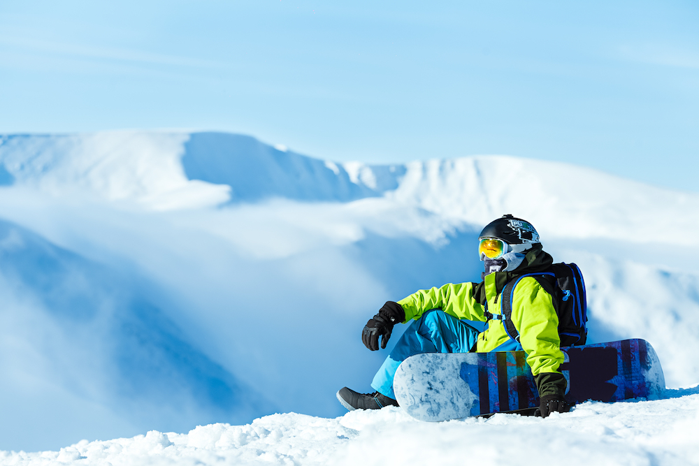 スノーボード 登山着や防寒着としても使える！かっこいいメンズウェア7