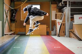 スケートボードHOW TOフラット編 「オーリーのバリエーション」